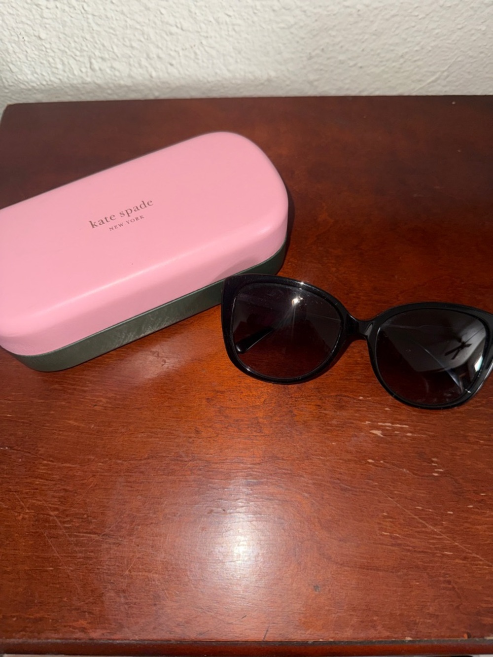 kate spade Black Cat-Eye Sunglasses with Pink Case